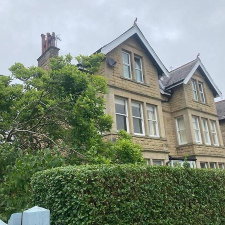 Spacious & Bright 3 Bed Harrogate Apartment Екстериор снимка